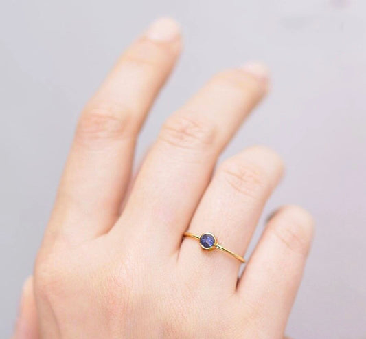 Anillo de Oro 18k Petit Tanzanita 3mm