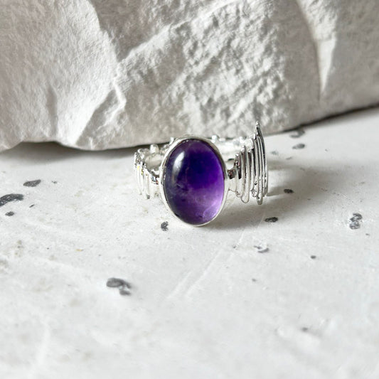 Alma Silver Ring with Amethyst