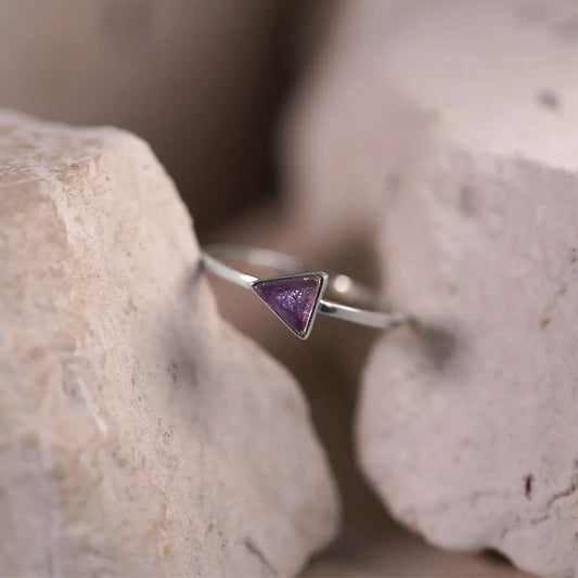 Petit Triangle Silver Ring with Amethyst