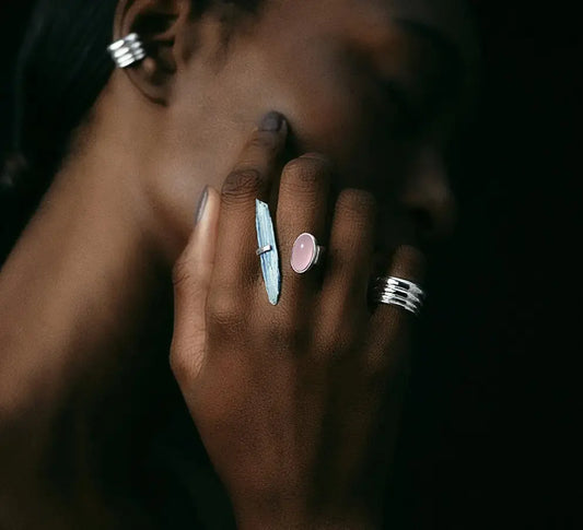 XL Aura Oval Silver Ring with Rose Quartz