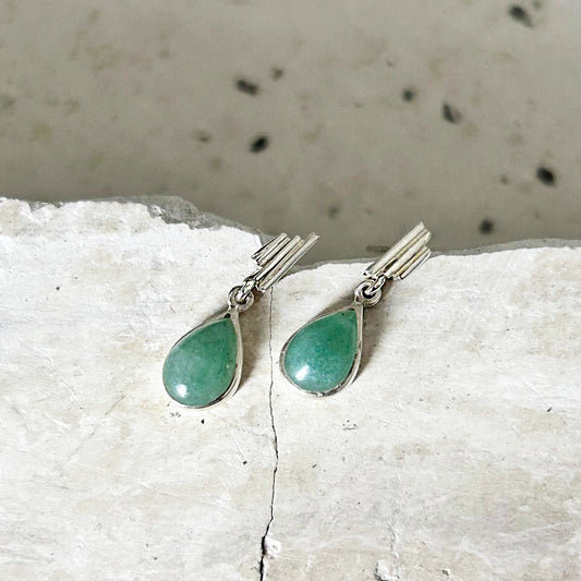 Alma Mini Silver Earrings with Green Quartz