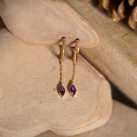 Argollas de Oro Martilladas con Amatista Colgante 18k