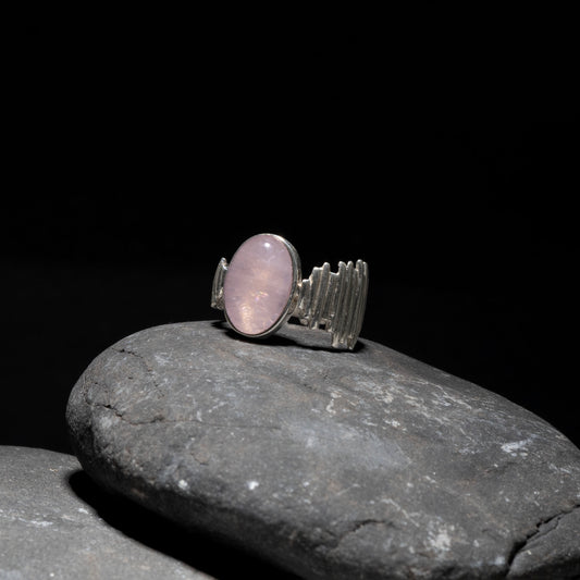 Alma Silver Ring with Rose Quartz