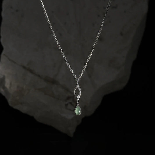 Collar de Plata Savage Mini con Cuarzo Verde