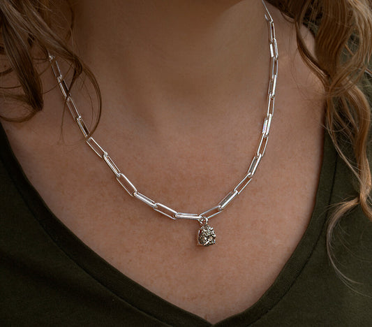 Silver necklace with raw stone links