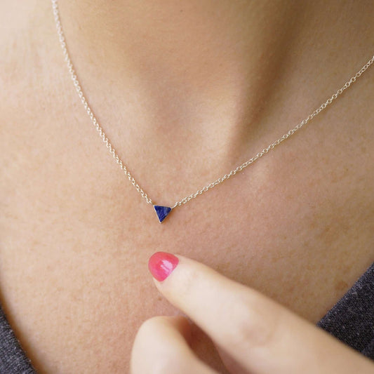 Petit Triangle Silver Necklace with Amethyst