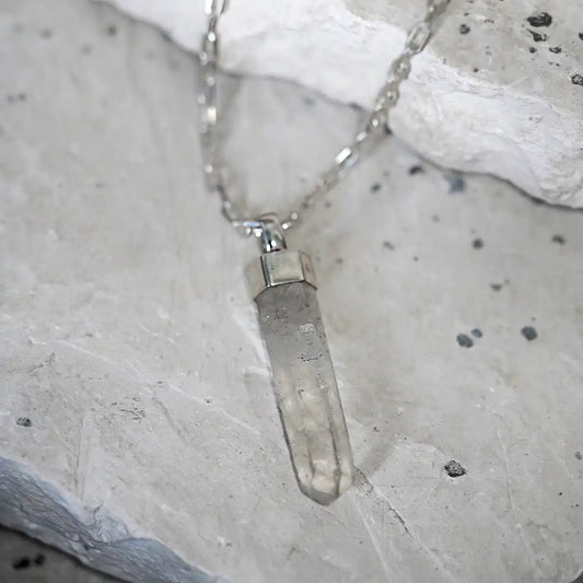 Dije de Plata Punta de Cuarzo Cristal